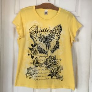 Butterfly Graphic Tee Size Large❤️